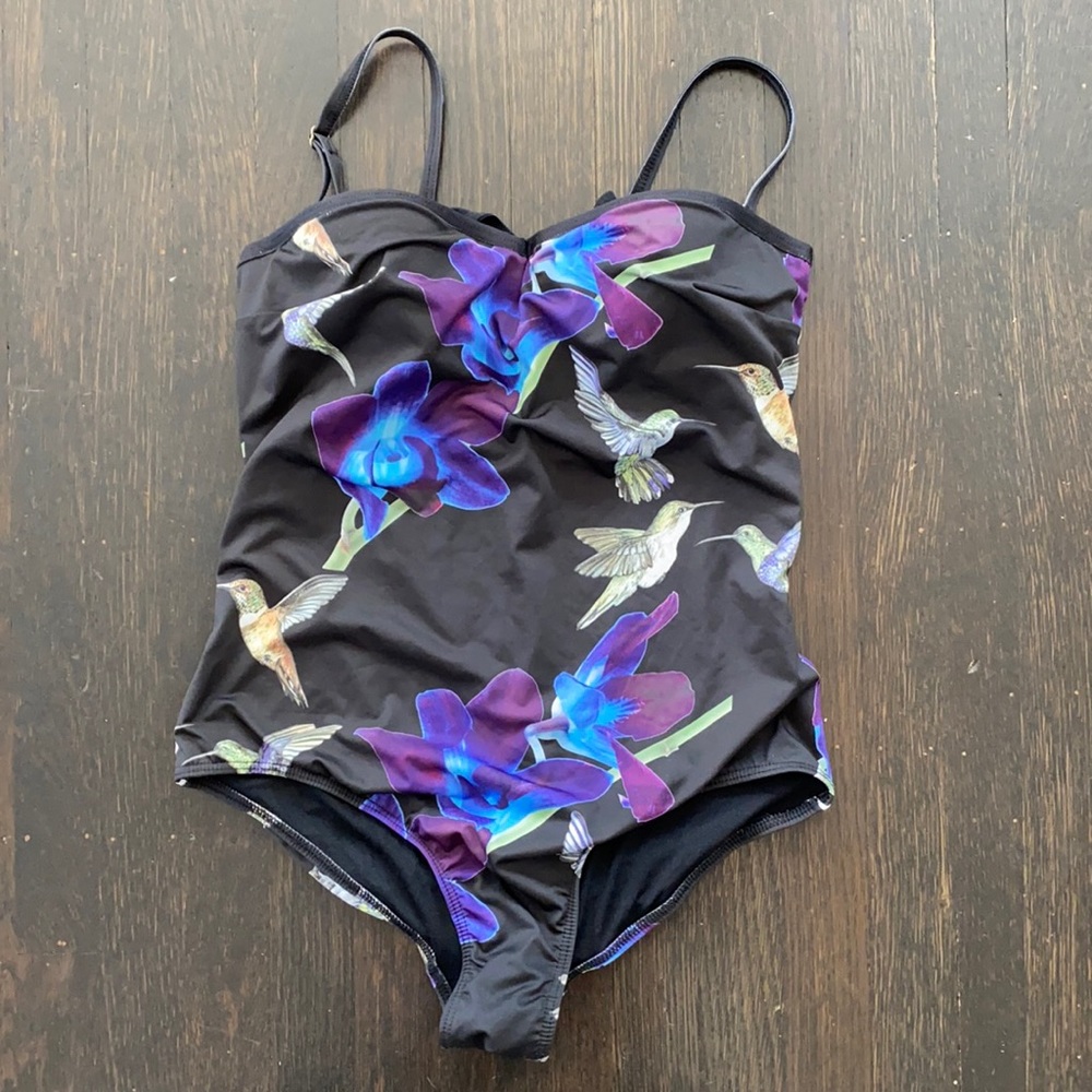 One piece swimsuit